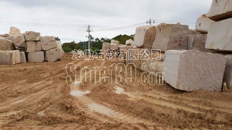 龍傲石業漳浦礦山荒料