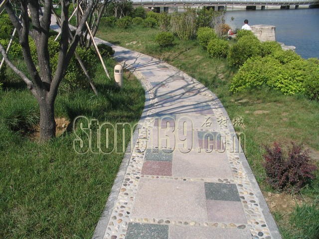 天然花崗巖石材在園林景觀中的幾種表面加工效果應(yīng)用介紹