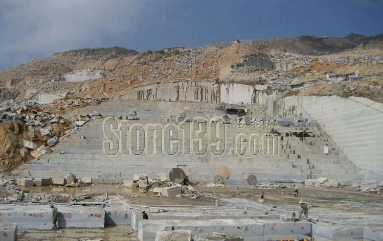 福建芝麻黑石材(G654)產地之漳州長泰縣