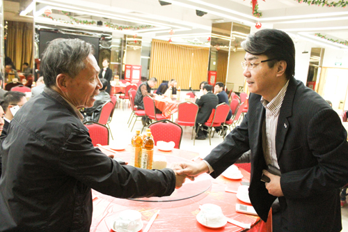 萬(wàn)隆石業(yè)副總經(jīng)理劉宗泰參加市長(zhǎng)質(zhì)量獎(jiǎng)經(jīng)驗(yàn)與成果分享