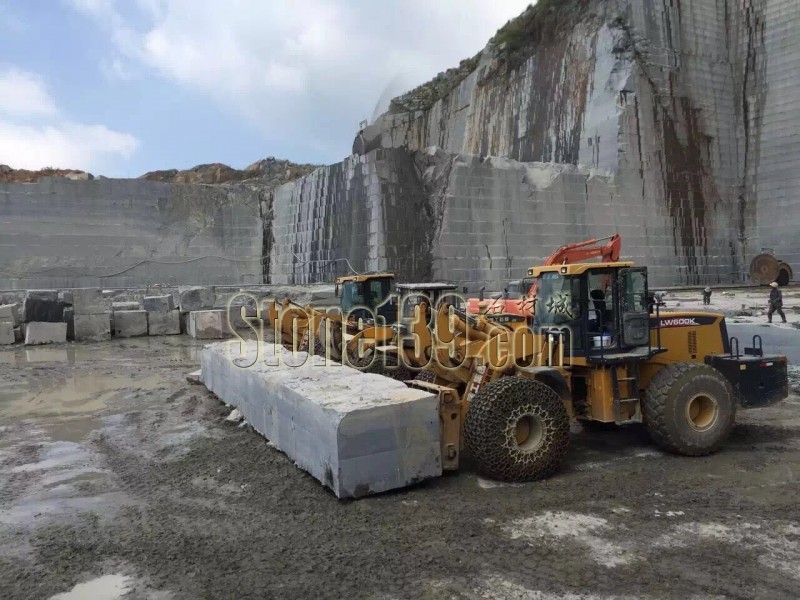 長泰萬盛石材經營芝麻黑花崗巖地鋪石、路延石、薄板、壁石、車止石