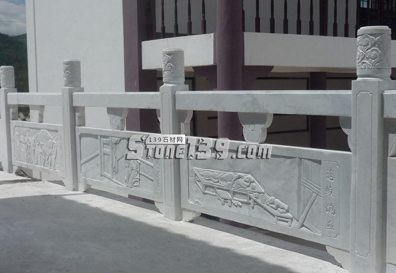 超南石業(yè)主營(yíng)石材欄桿/圓球/桌椅/洗衣池/浮雕/異形線條等石材工藝產(chǎn)品