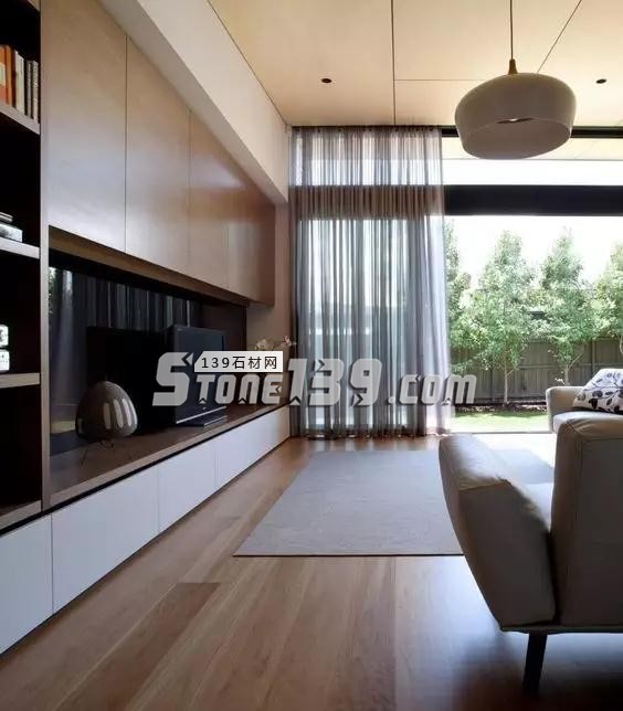 電視背景墻裝飾設計 不只一面石材墻壁這么簡單 電視背景墻