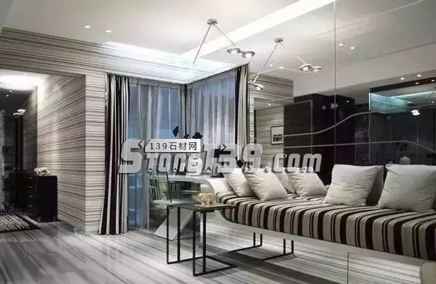 線(xiàn)條感十足的直紋白大理石裝飾案例