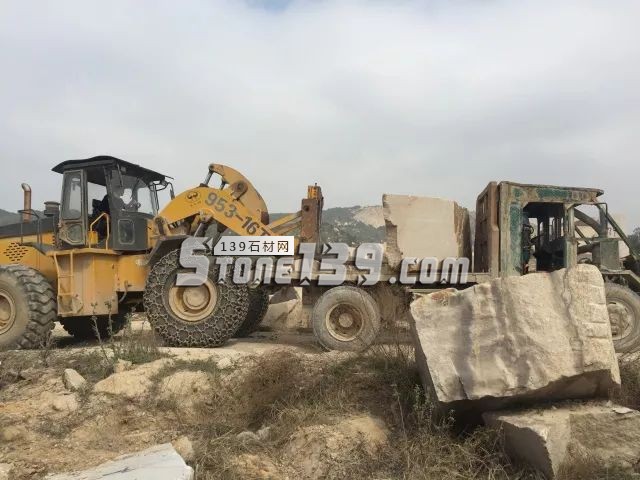 南安石井鎮(zhèn)征遷:1000畝23萬立方石材荒料乾坤大挪移