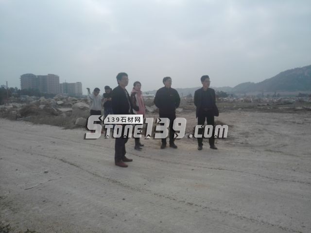 南安石井鎮(zhèn)征遷:1000畝23萬立方石材荒料乾坤大挪移