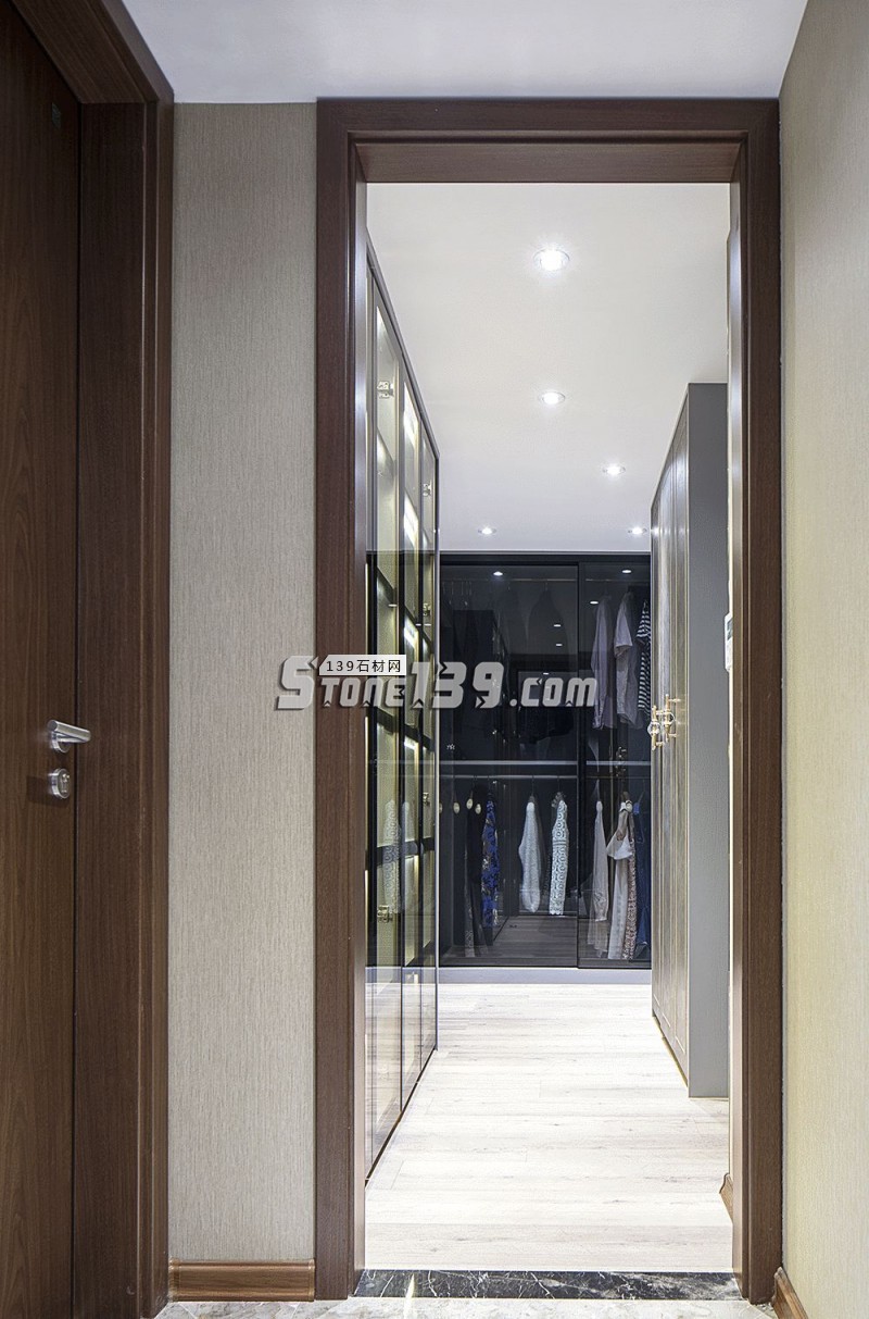 大理石與黃銅打造時尚輕奢主義