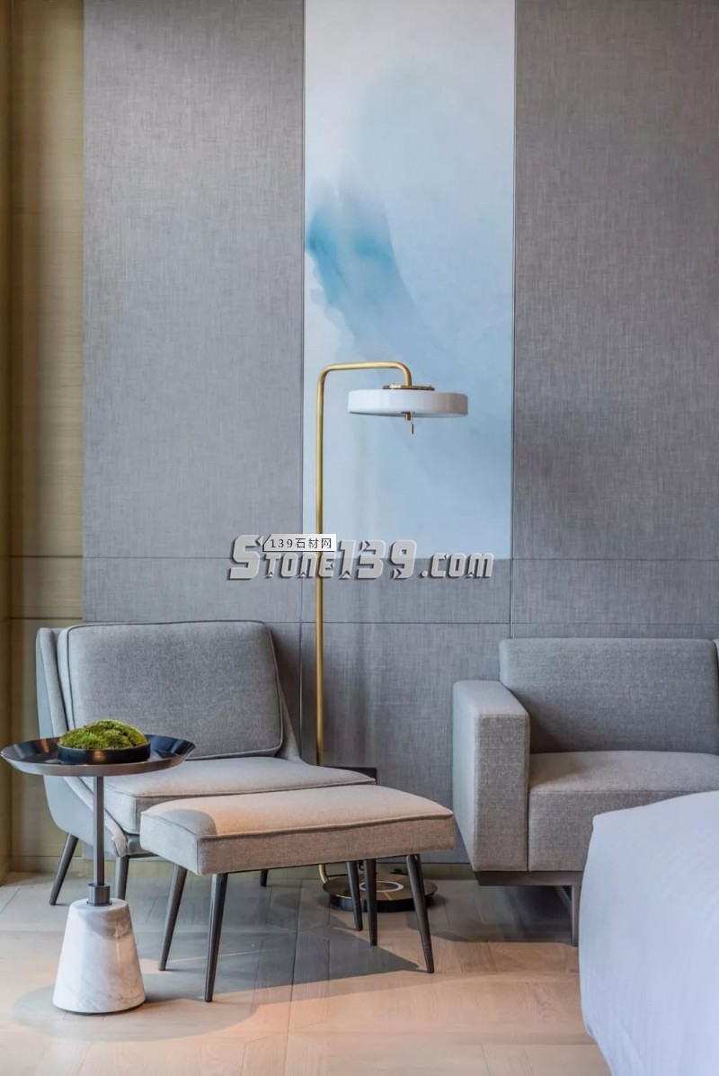 大理石與現代文化碰撞城市新記憶