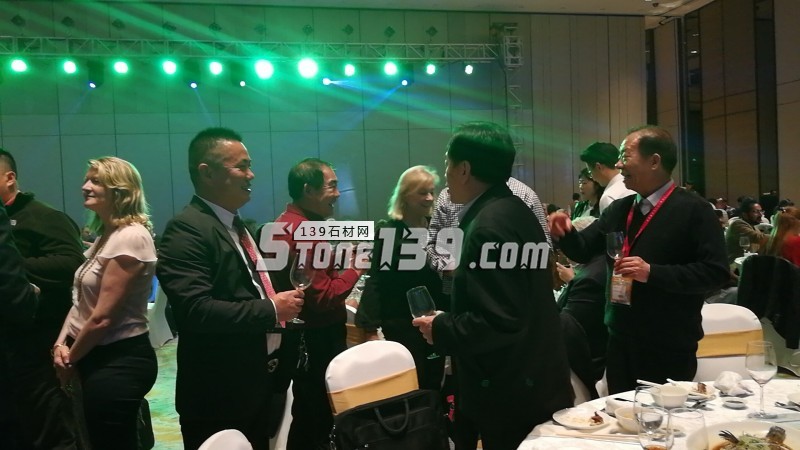 英良集團(tuán)、意大利維羅納石材展與青島石材展 戰(zhàn)略合作新聞發(fā)布會(huì)在廈門舉行