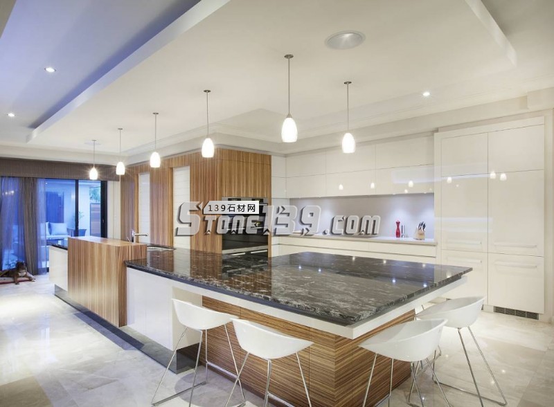 廚房美不美就看石材臺(tái)面板