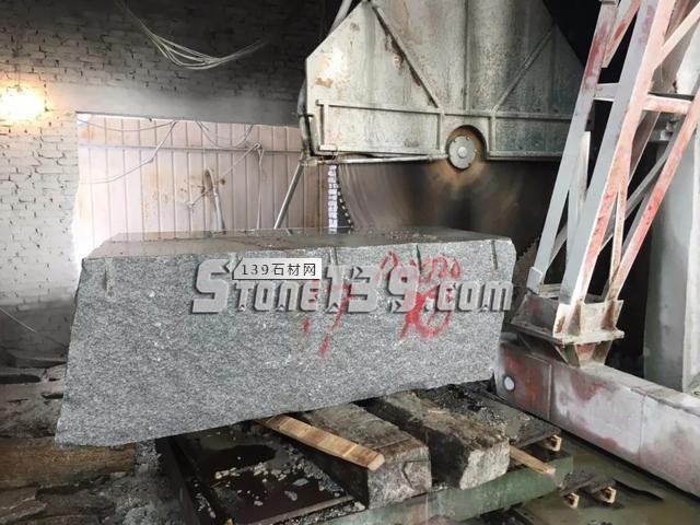 花崗巖石材圓柱加工過程圖解