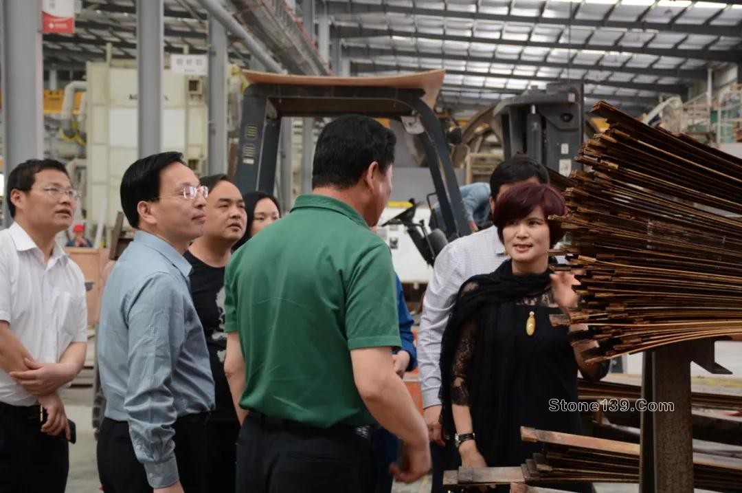 湖北團風縣領導率隊考察調研福建水頭石材企業