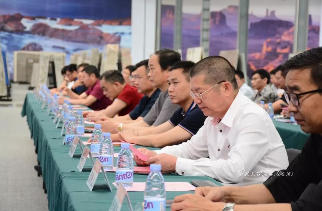 “福能世界石都藝創(chuàng)中心文化藝術(shù)節(jié)”在水頭閃耀啟動(dòng) 福能達(dá)人石舉辦水頭石材文化藝術(shù)節(jié)