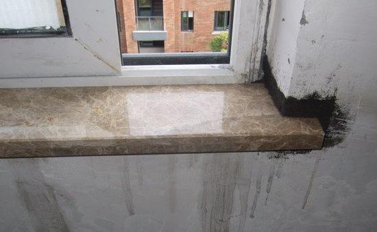 大理石窗臺留“耳朵”有什么作用?