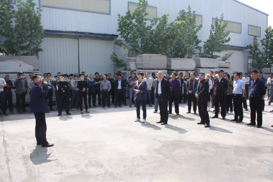 山東五蓮縣召開石材加工企業規范會議現場"
