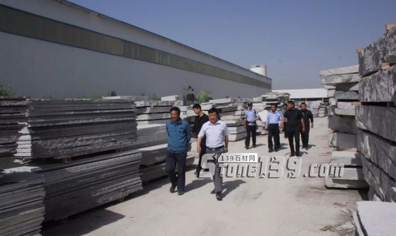 五蓮縣石材產(chǎn)業(yè)園(街頭鎮(zhèn))向環(huán)境污染“亮劍”,關(guān)停14家環(huán)保不達(dá)標(biāo)石材企業(yè)