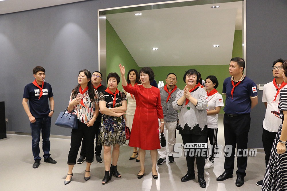 順發(fā)石代廣場開業(yè)盛典暨2018順發(fā)石尚發(fā)布會盛大啟幕 2018順發(fā)石代廣場開業(yè)盛典現(xiàn)場圖