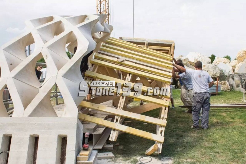 用(意大利)原石打造的拱形石材拋物線拱形預制結構