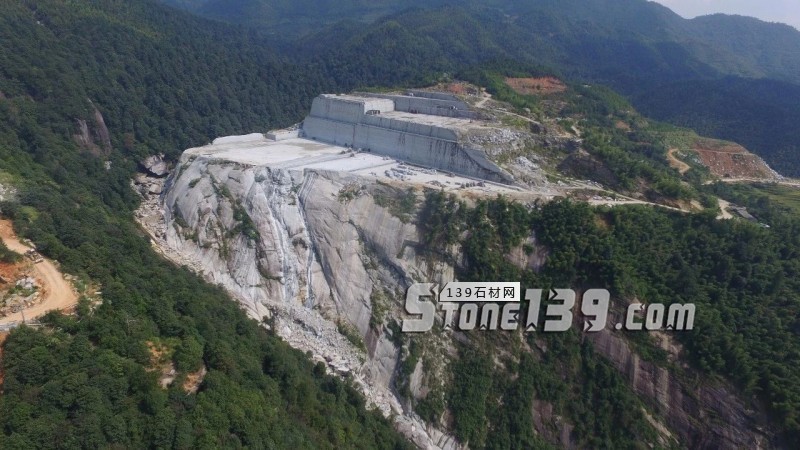 邊開礦邊種樹,福建富強石材企業為什么要這樣做?