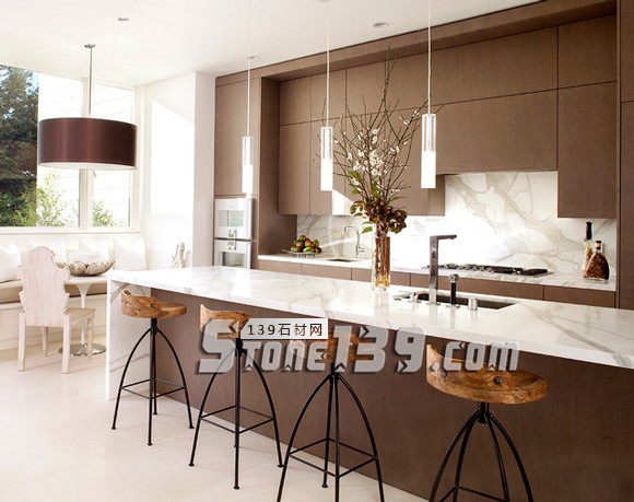 大理石臺面，自然舒適 精致你的生活！