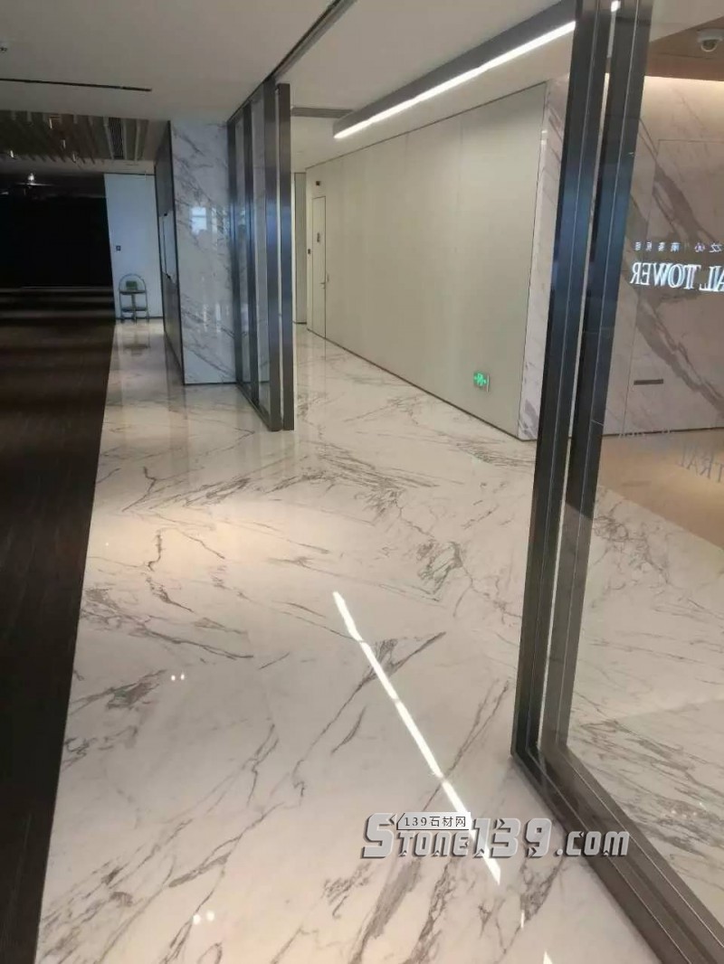 雪花白大理石經典裝飾設計案例-感受奢華紋理之美