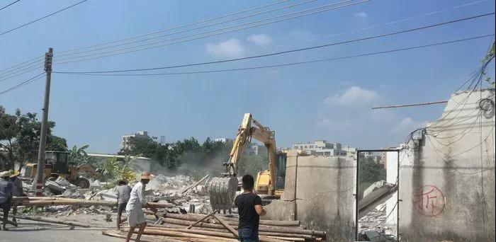 廣東汕頭市龍湖區全面清理社東路石材加工作坊 廣東汕頭市龍湖區清理社東路石材加工作坊現場