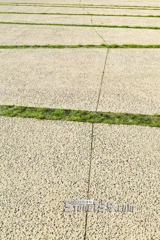 創意景觀設計,石材嵌草鋪裝惹人醉