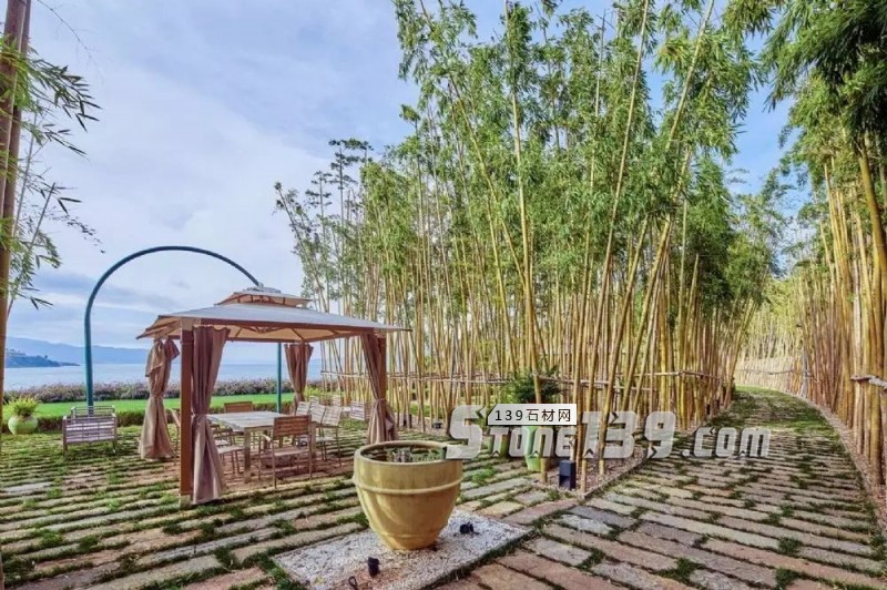 創意景觀設計,石材嵌草鋪裝惹人醉