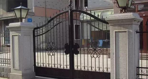 石材別墅大門 庭院石材大門柱實例拍攝欣賞 別墅庭院大門石材