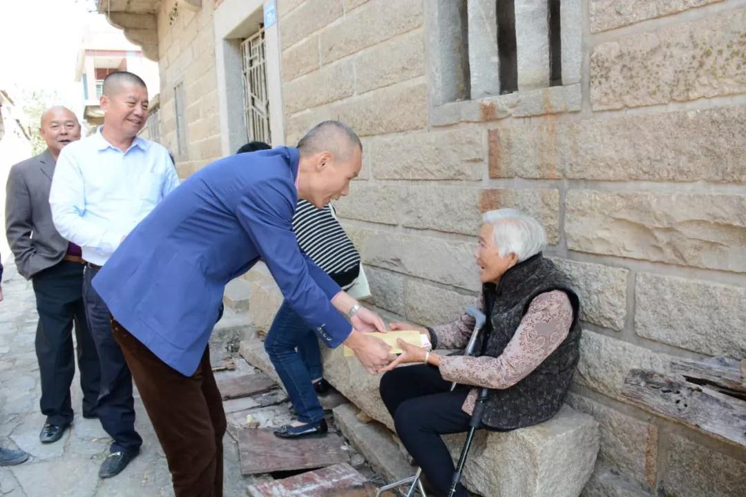 創首個鎮級商會基金,“石二代”會員230多名!南安這個商會不一般 南安市基層商會