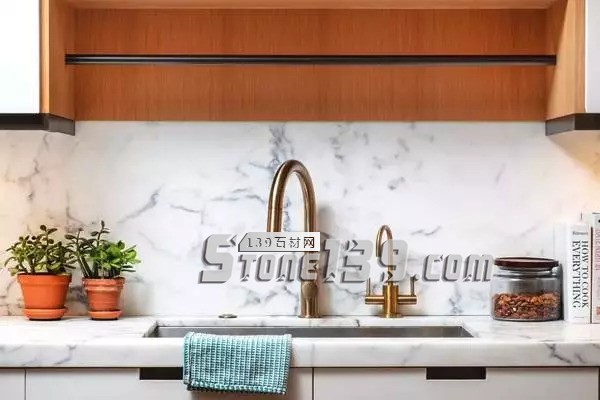 大理石+金屬，輕奢風的最佳cp