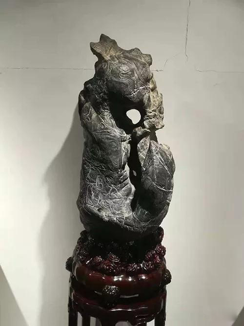 安徽首屆奇石文化交流博覽會(huì)開幕,熱乎乎的金獎(jiǎng)都在這里了!