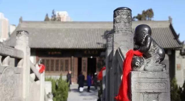 “名動天下”的石雕欄桿作品(附圖) 中國古老石材工程之石雕橋欄桿 承載著千年的歷史與文化