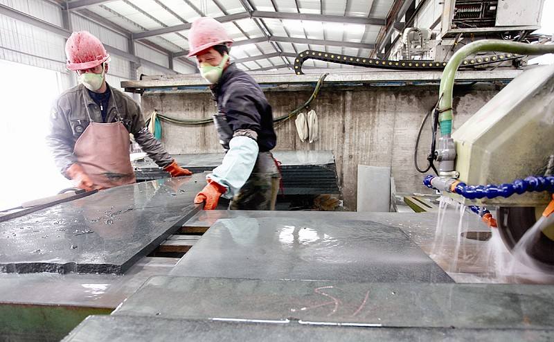 忙碌的石材人,請接受我一聲“謝謝”