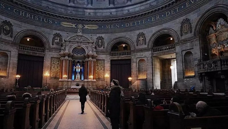 世上最美的一堵石材背景墻,因為色差才美!