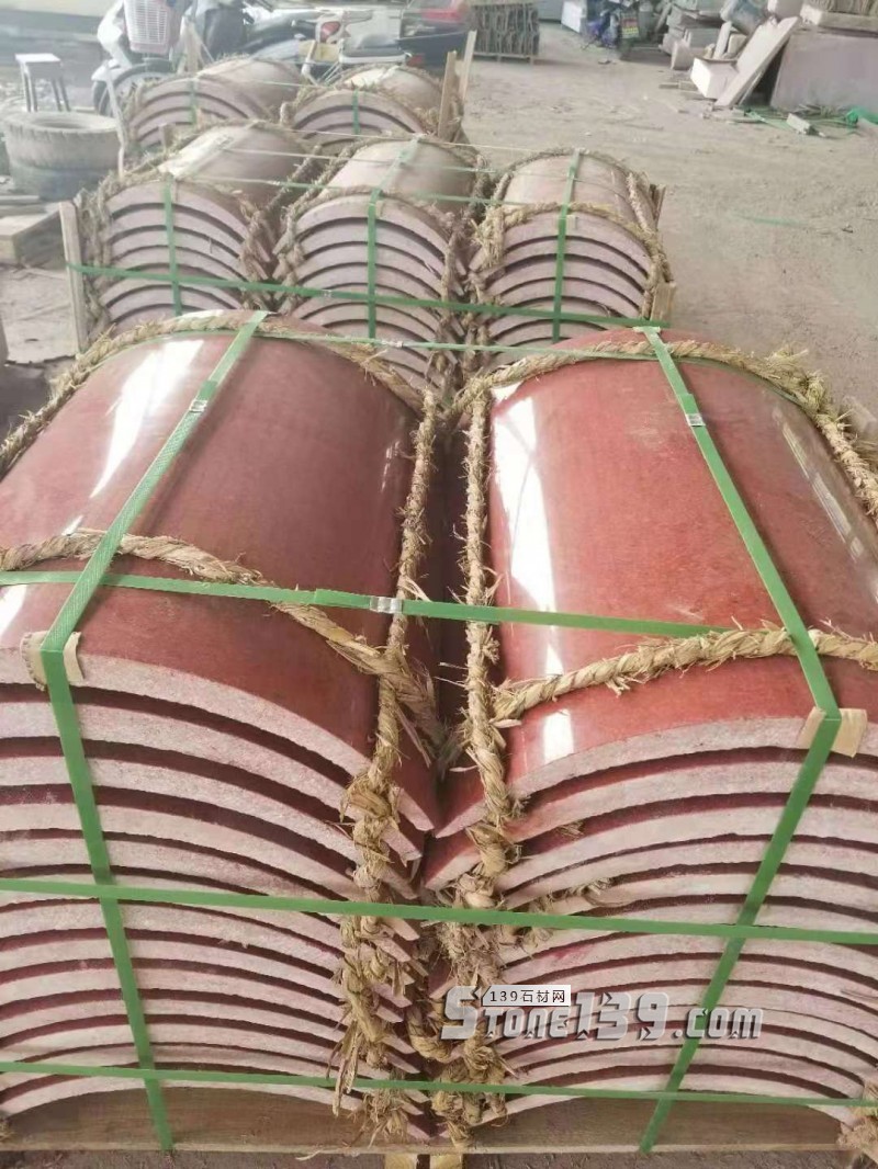 四川雅安天虹石材廠主營雅蒙黑、滎經紅（中國紅）、紫檀木紋、漢白玉