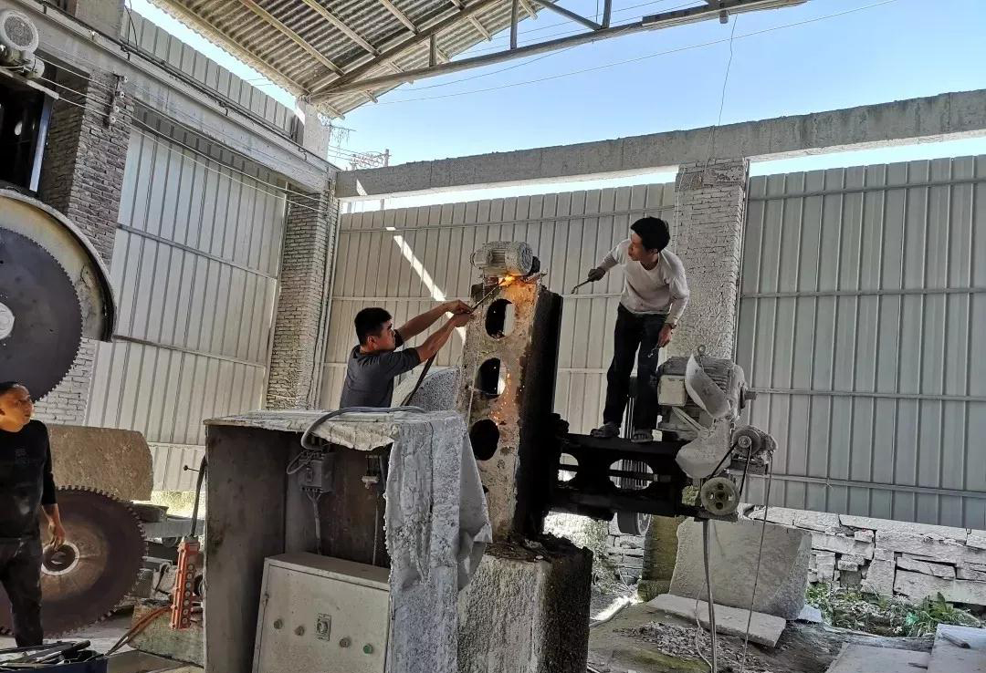 福建南安市豐州鎮石材行業環保整治現場