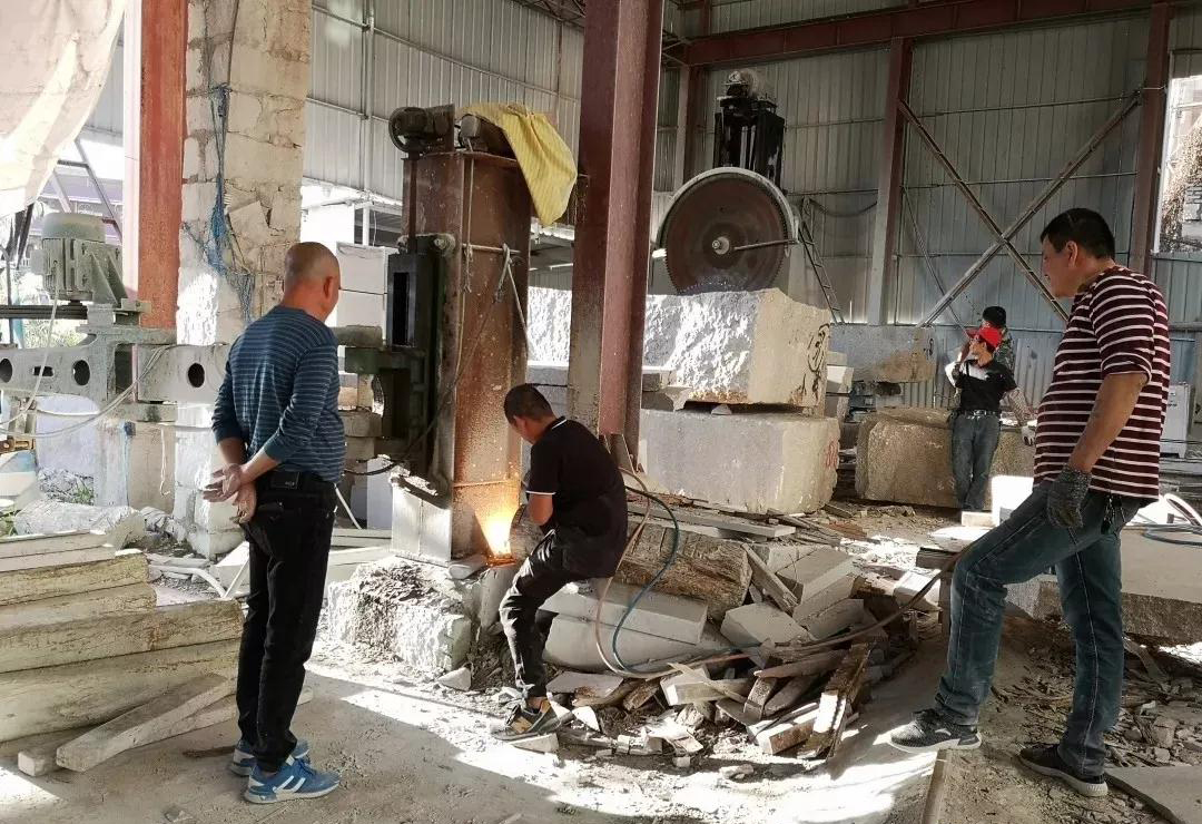 福建南安市豐州鎮石材行業環保整治現場