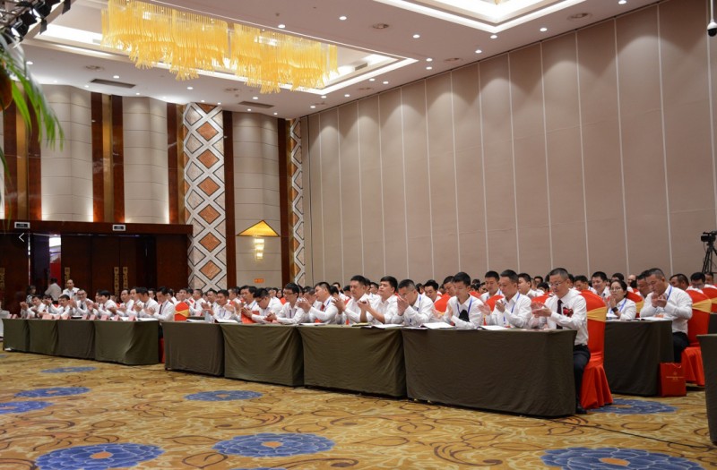 南安市石材機械輔料產業聯合會舉行成立大會,李群生當選會長