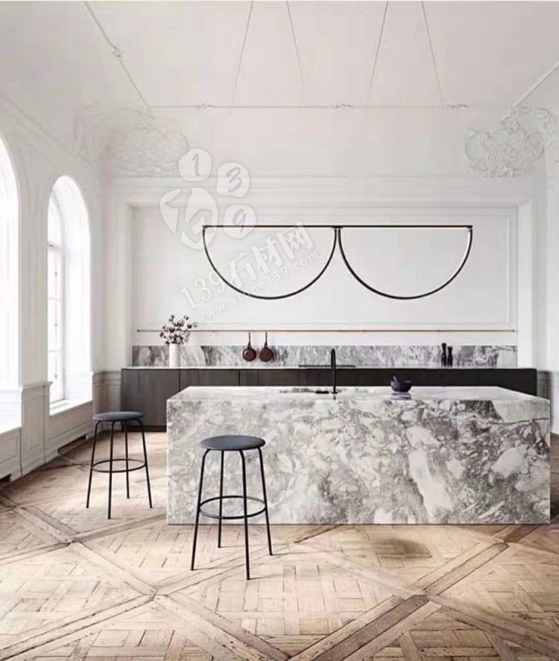 魚(yú)肚灰大理石