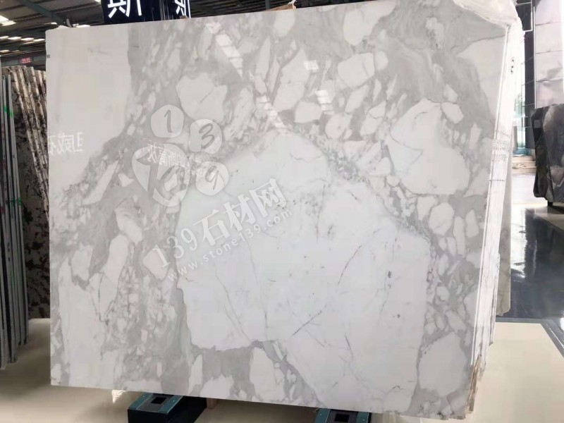 魚肚白和雪花白大理石