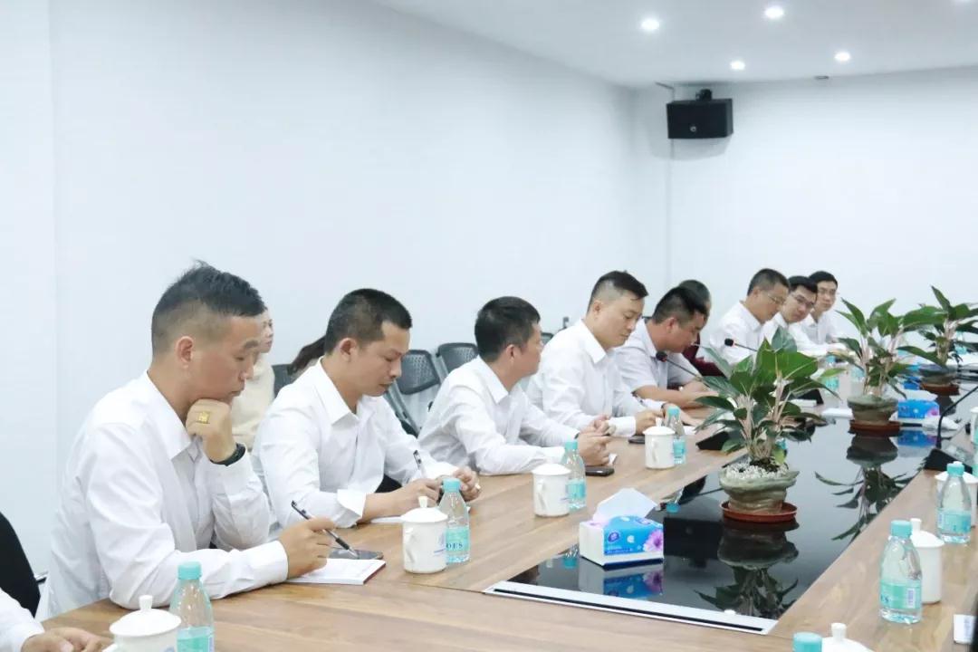 烏茲別克斯坦納沃伊州政府代表團一行蒞臨南安市考察 國外石材考察團來水頭考察石材產業