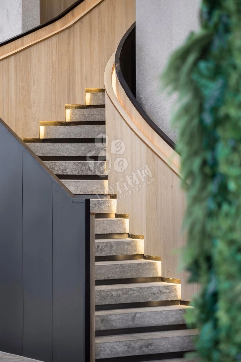 當(dāng)大理石遇上原木 會擦出怎樣的火花？