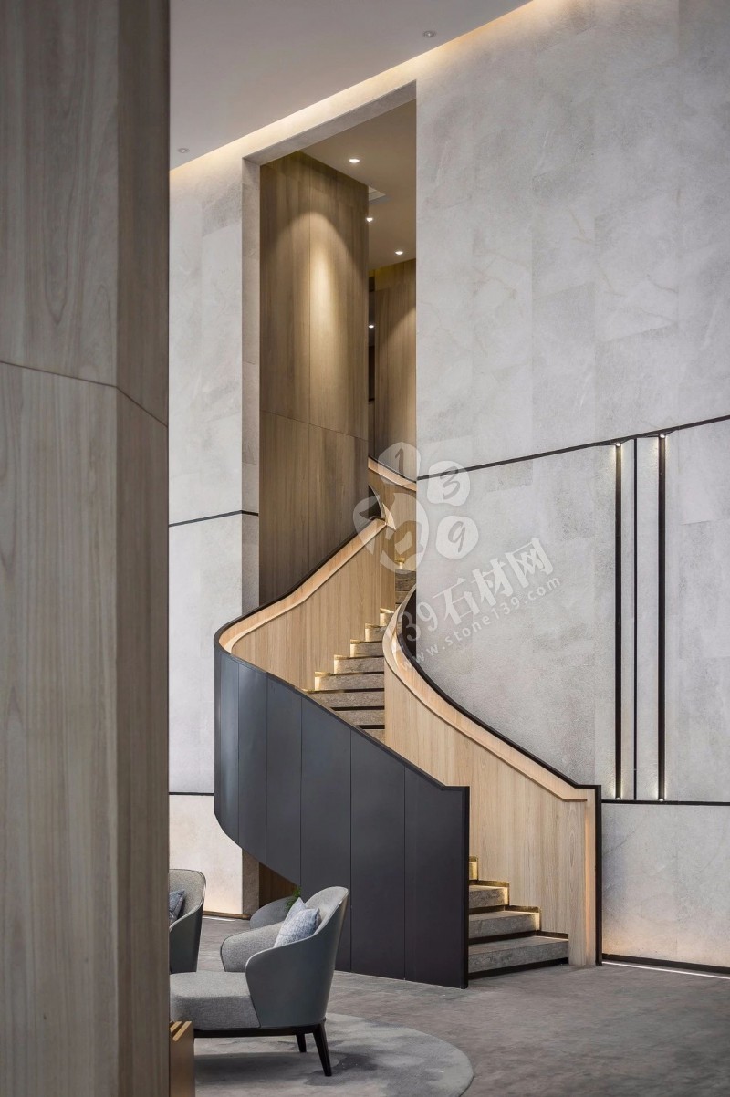 當(dāng)大理石遇上原木 會擦出怎樣的火花？