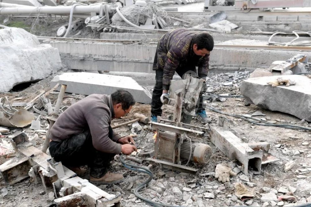 河南洛陽偃師市人民政府關(guān)于關(guān)閉南部山區(qū)采石企業(yè)的通告,附關(guān)閉石材企業(yè)名單!