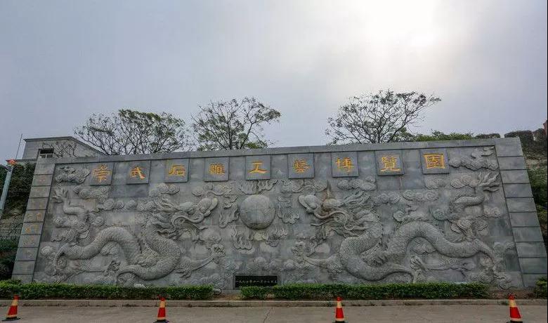 緊急喊停!志愿者投訴惠安海岸線遭開發商違規開采石材