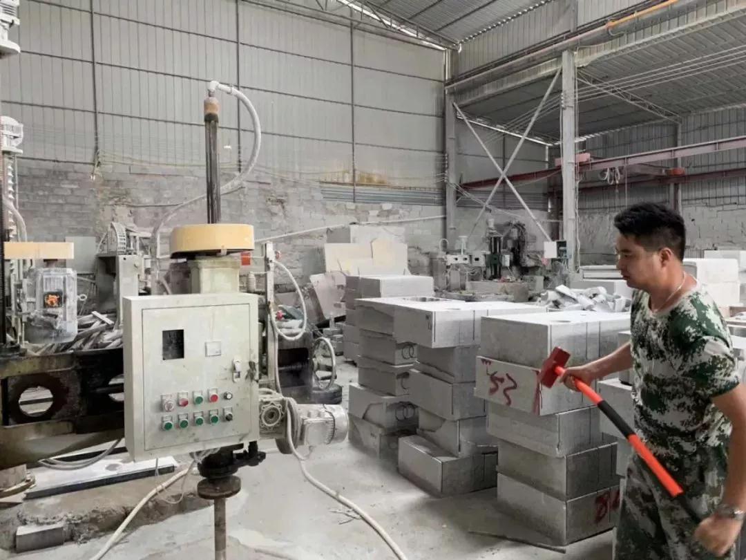 中國石材城水頭鎮(zhèn)組織開展“散亂污”企業(yè)整治行動! 福建水頭鎮(zhèn)組織開展“散亂污”企業(yè)整治行動!