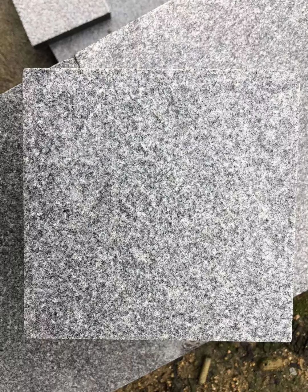 湖北羅田白蓮河石材產業穩步發展,羅田芝麻灰保質保量完成四方來單!