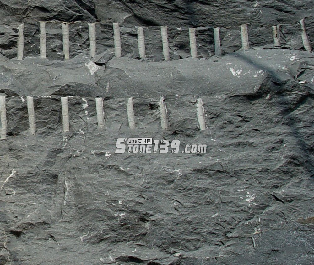 “河南鶴壁淇縣所生產(chǎn)的黑青石石灰石特點(diǎn)及市場(chǎng)價(jià)格”