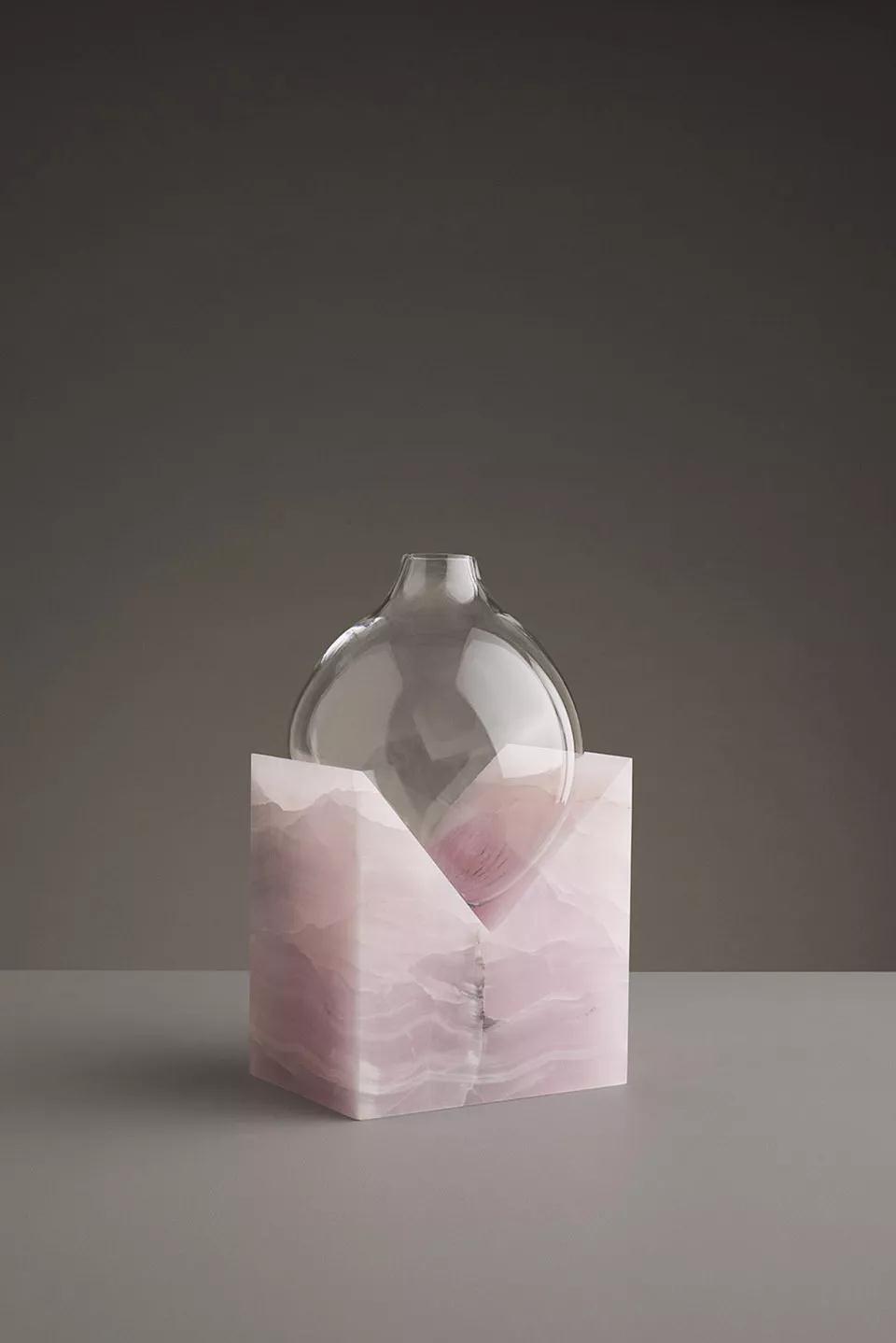 玻璃&石材花瓶：一枝花、一顆石、一種品味